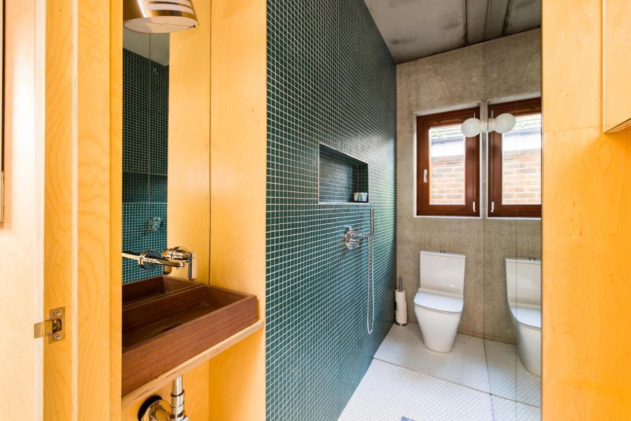 The Victoria Park Sanctuary - Stunning 2Bdr Flat Apartment Londra Exterior foto